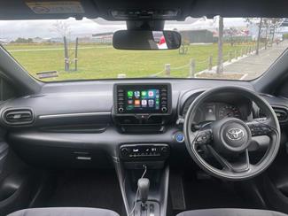 2021 Toyota Yaris - Thumbnail