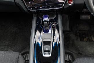 2015 Honda Vezel - Thumbnail