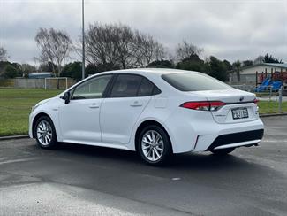2022 Toyota Corolla - Thumbnail