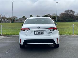 2022 Toyota Corolla - Thumbnail