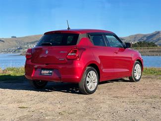 2017 Suzuki Swift - Thumbnail