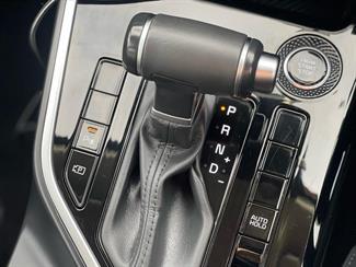 2023 Kia Niro - Thumbnail