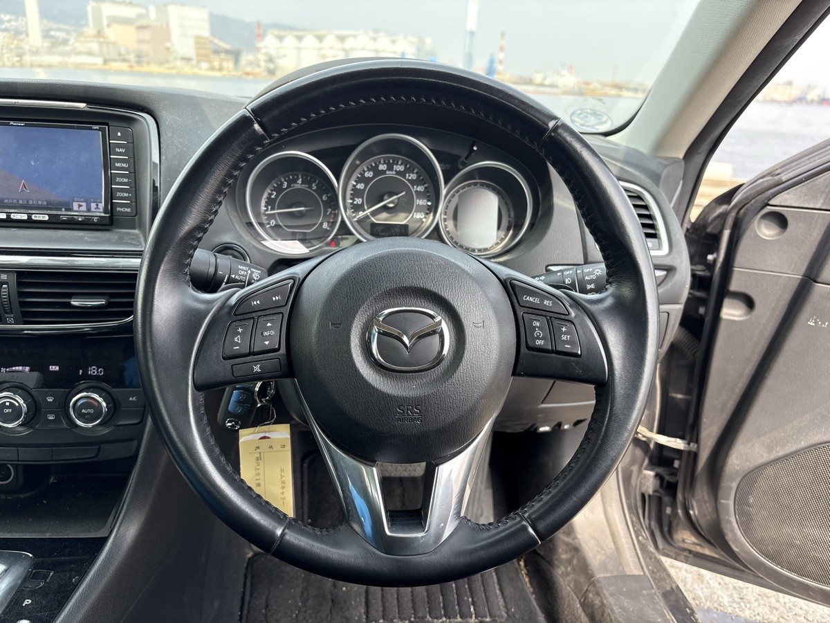 2013 Mazda Atenza