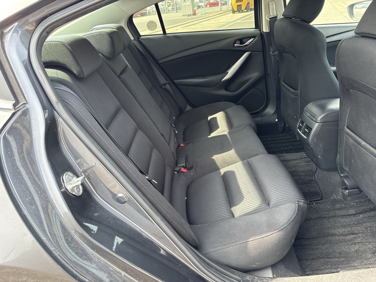 2013 Mazda Atenza