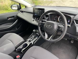 2021 Toyota Corolla - Thumbnail
