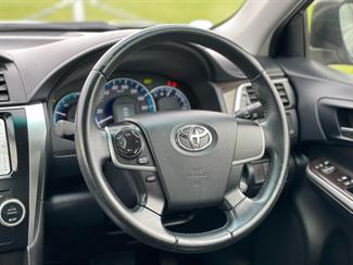 2013 Toyota Camry - Thumbnail
