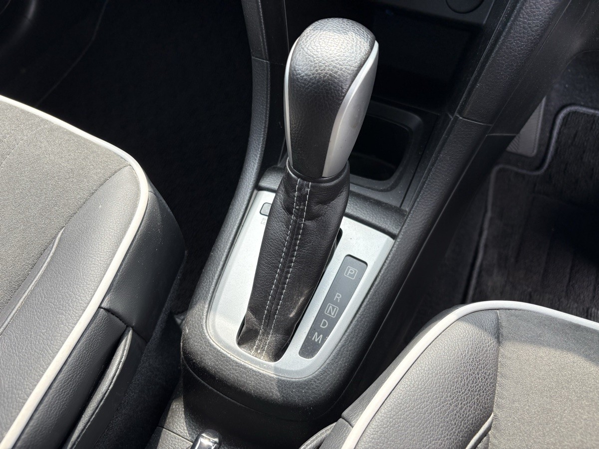 2014 Suzuki Swift