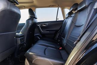 2023 Toyota RAV4 - Thumbnail