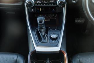 2023 Toyota RAV4 - Thumbnail