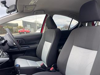 2014 Toyota AQUA - Thumbnail
