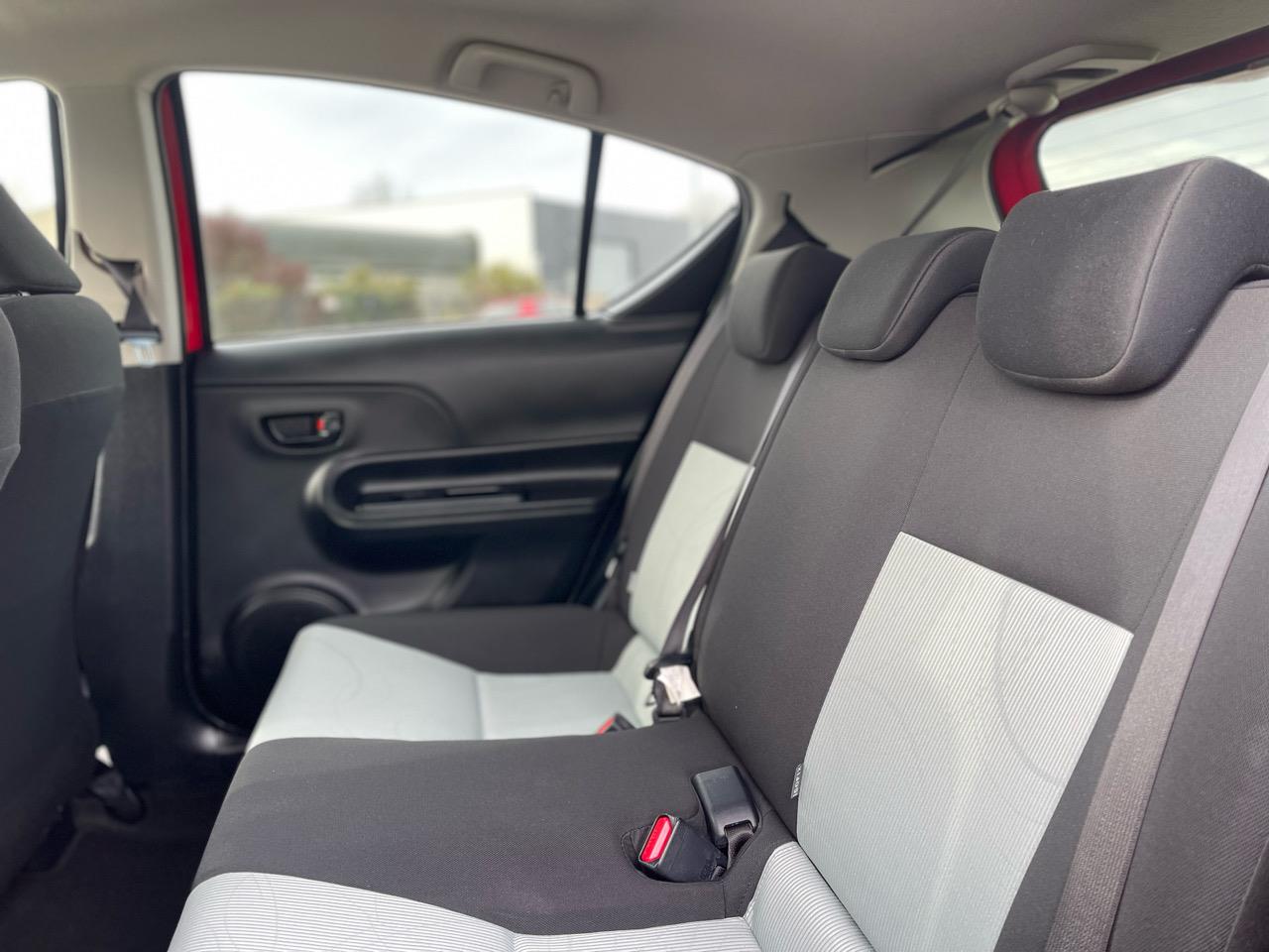 2014 Toyota AQUA