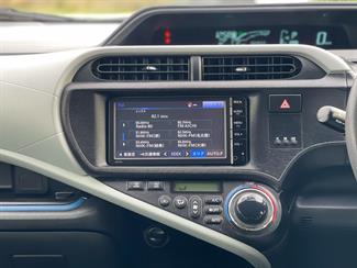 2014 Toyota AQUA - Thumbnail