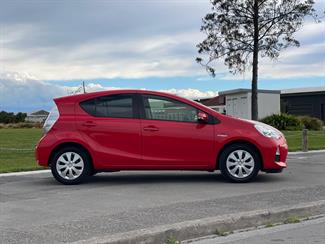 2014 Toyota AQUA - Thumbnail
