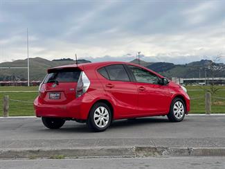 2014 Toyota AQUA - Thumbnail