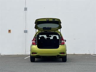 2017 Nissan Note - Thumbnail