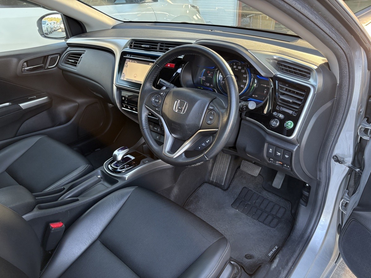 2015 Honda GRACE