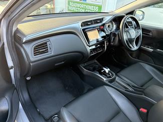 2015 Honda GRACE - Thumbnail