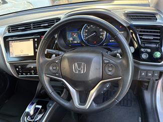 2015 Honda GRACE - Thumbnail