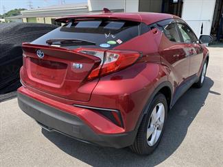 2017 Toyota C-HR - Thumbnail