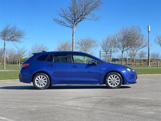 2020 Toyota Corolla - Thumbnail