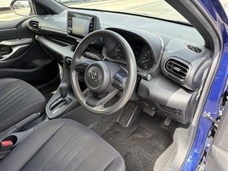 2021 Toyota Yaris - Thumbnail