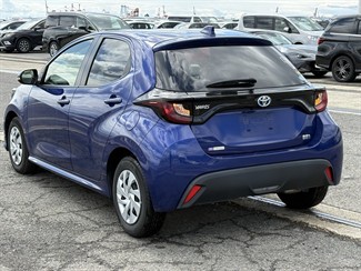 2021 Toyota Yaris - Thumbnail