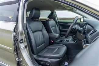 2016 Subaru Outback - Thumbnail