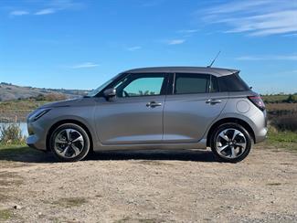 2025 Suzuki Swift - Thumbnail
