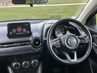 2017 Mazda Demio - Thumbnail