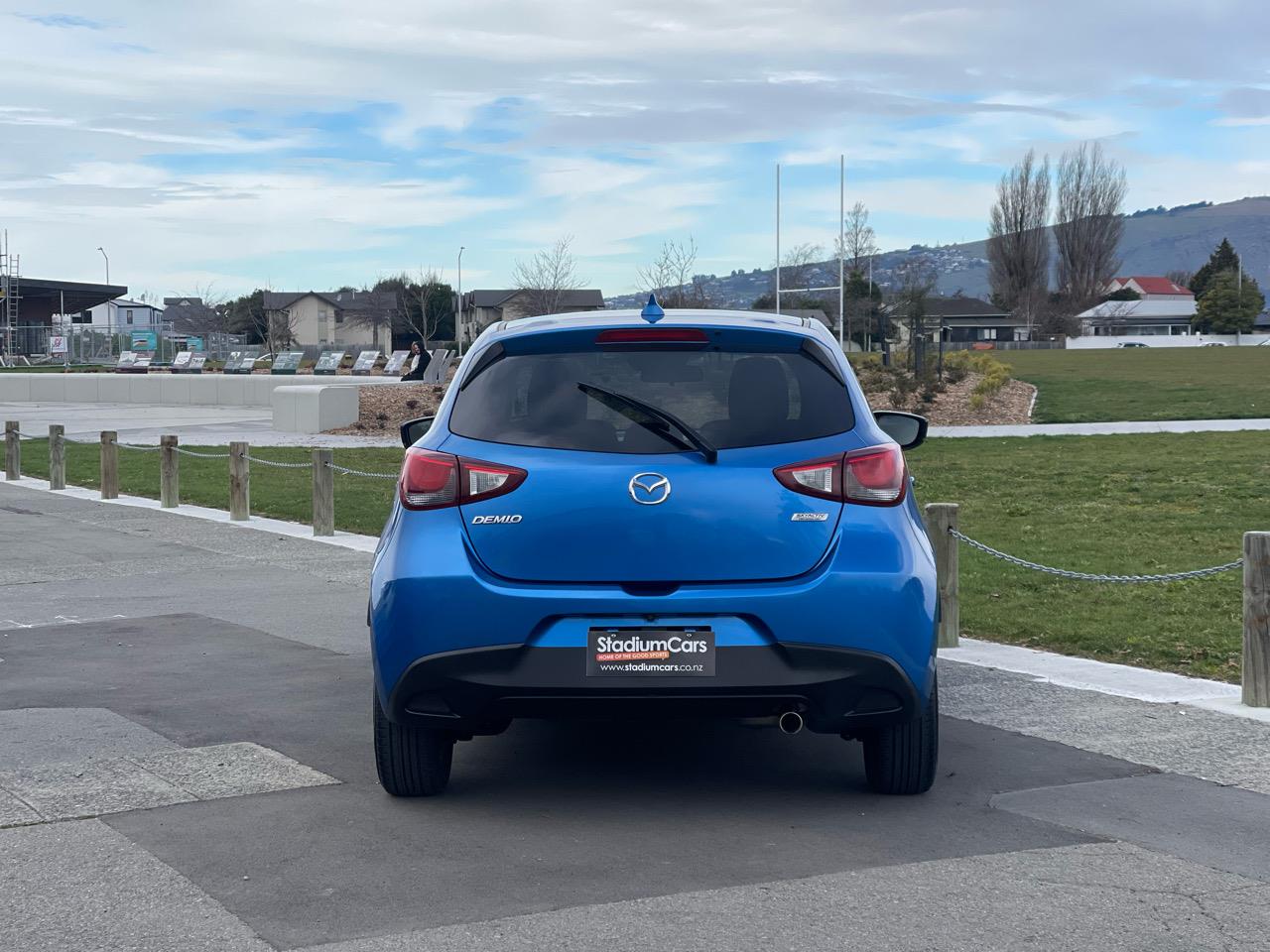 2017 Mazda Demio