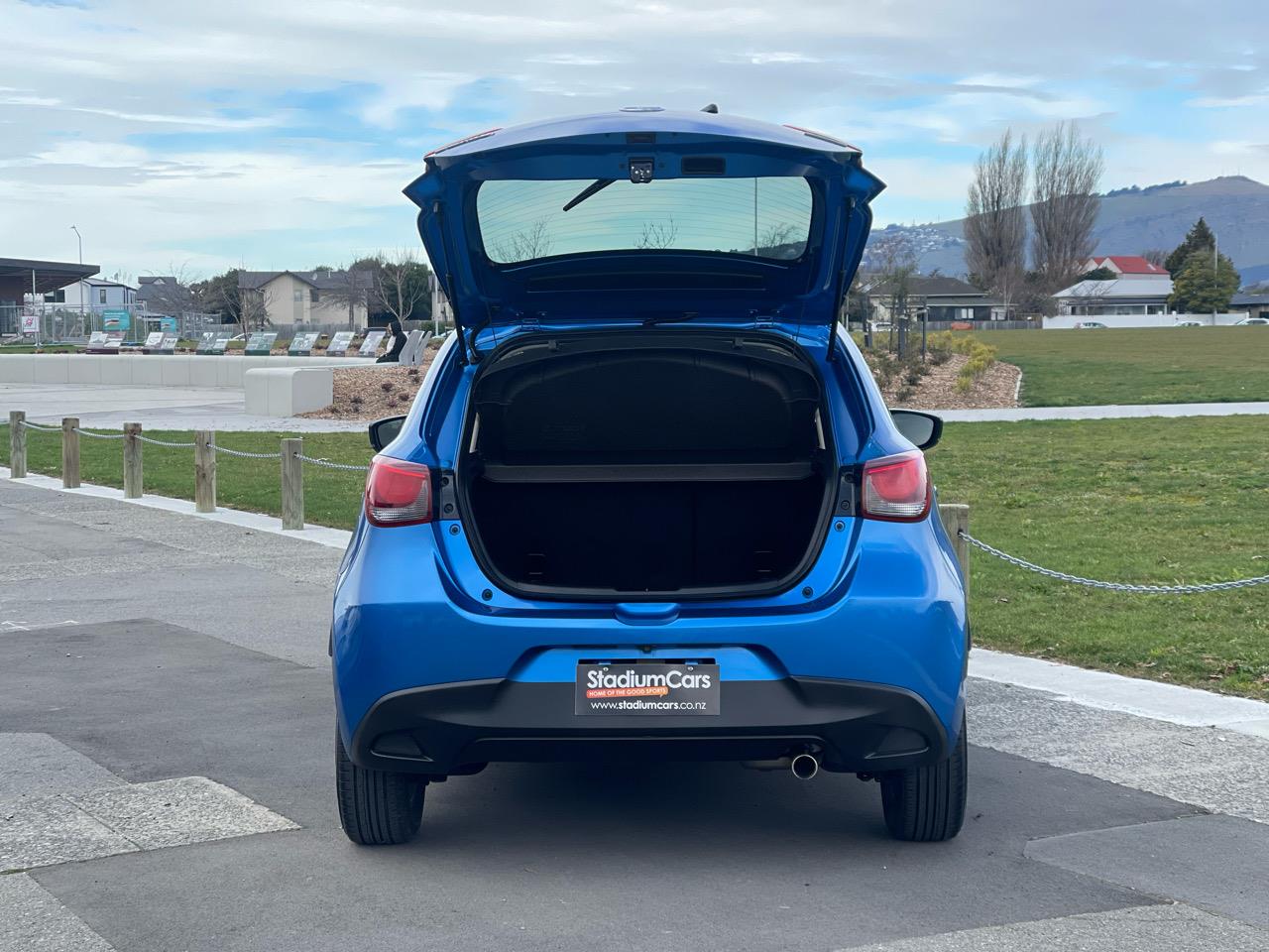 2017 Mazda Demio