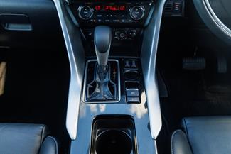 2024 Mitsubishi Eclipse Cross - Thumbnail