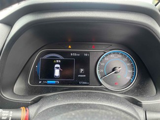 2021 Nissan LEAF - Thumbnail