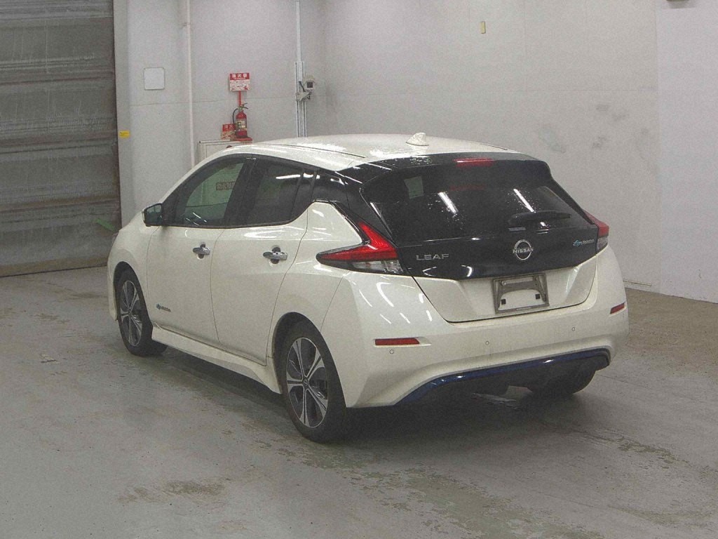 2021 Nissan LEAF